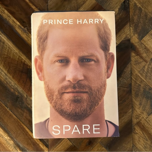 Other - 📚 Bundle of three: Spare, Bad Mormon,
And Inside Out